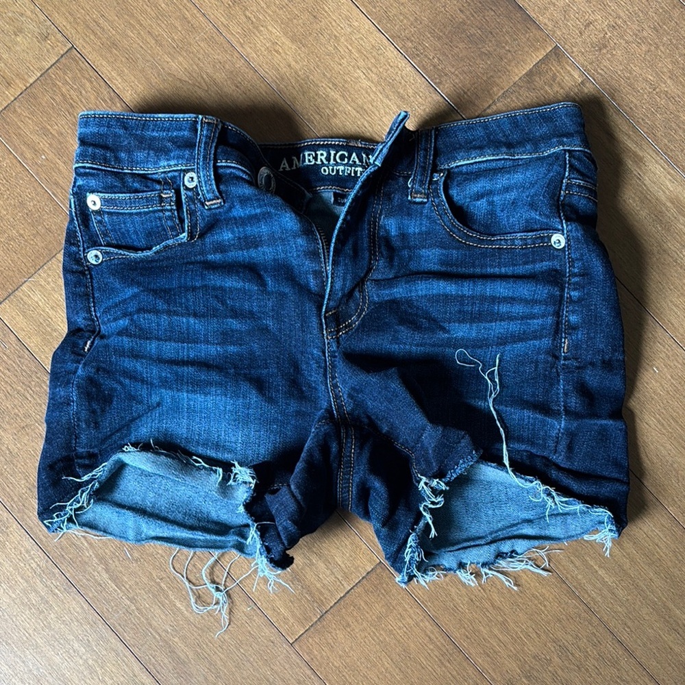 American Eagle Outfitters girls Blue Jean Shorts Classic Cut-Off Style - Picture 1 of 4